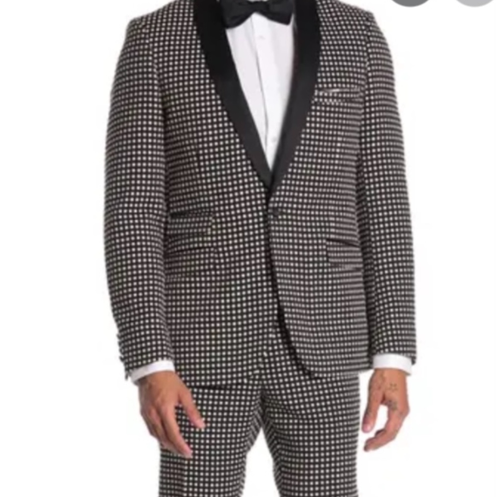 Paisley and Gray Black and White Suit, 44R 36x32